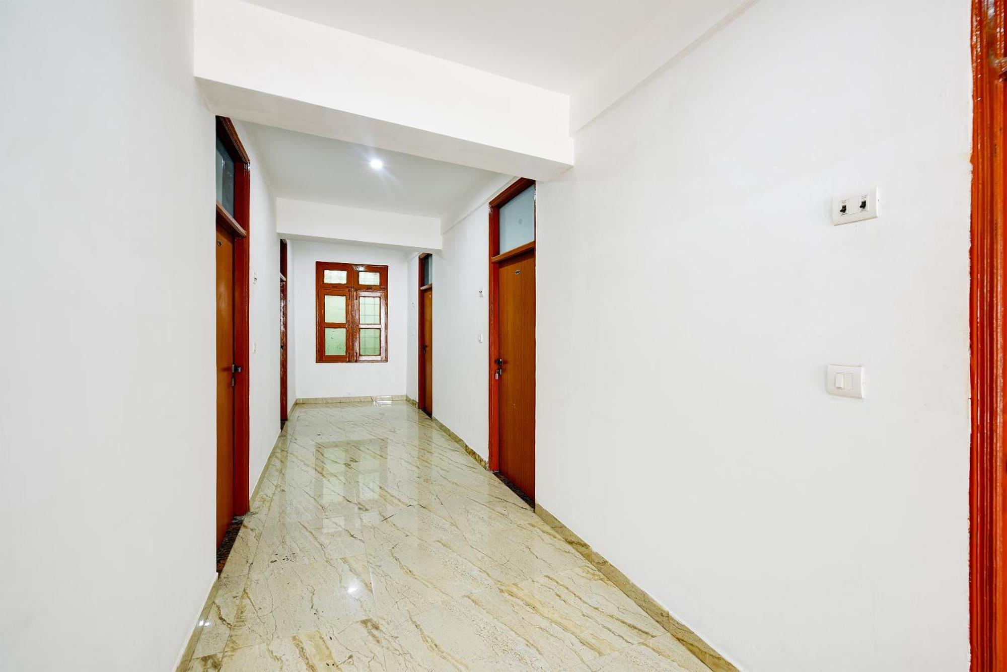 Hotel Galaxy Near Delhi Airport Yeni Delhi Dış mekan fotoğraf